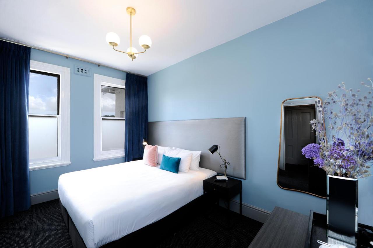 The Stirling Arms Hotel Пърт Екстериор снимка